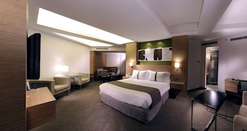 Junior Suite, 1 King Bed