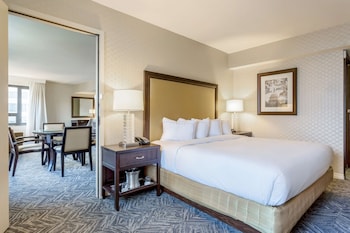 Junior Suite, 1 King Bed