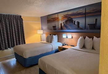 Deluxe Room, 2 Double Beds, Non Smoking