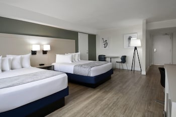 Room, 2 Queen Beds, Non Smoking (Tower Room)