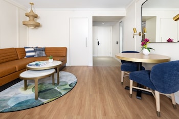 Room, 1 King Bed (SoCal Fit)