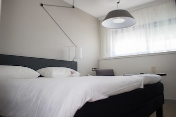 Standard Room, 2 Twin Beds