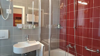 Classic Double or Twin Room