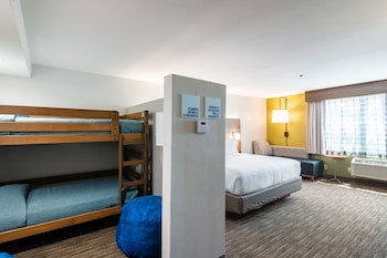 Suite, Multiple Beds