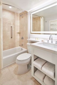 Standard Room, 2 Double Beds