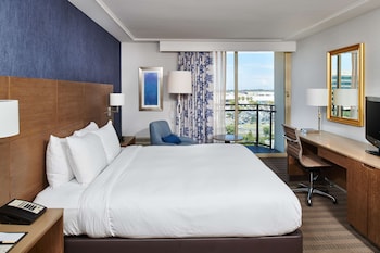 Standard Room, 1 King Bed