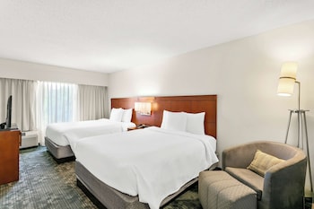 Superior Suite, 2 Queen Beds (One Bedroom)