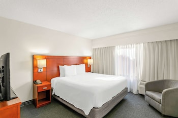 Superior Suite, 1 King Bed with Sofa bed (One Bedroom)
