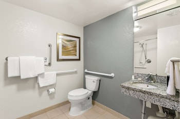 Room, 2 Queen Beds, Accessible (Hearing)