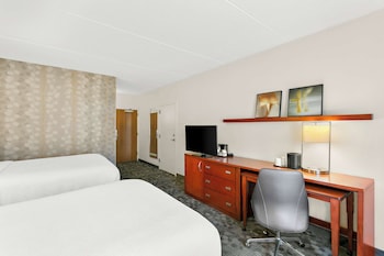 Room, 2 Queen Beds, Accessible (Hearing)