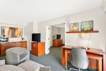 Superior Suite, 1 King Bed with Sofa bed (One Bedroom)