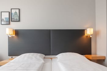 Standard Room, Multiple Beds