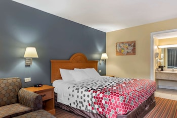 Standard Room, 1 Queen Bed, Non Smoking