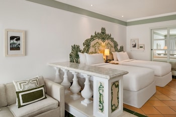 Grand Room, 2 Twin Beds, Ocean View (Balcony)