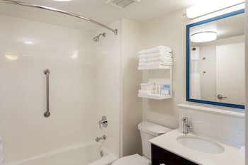 Standard Room, 2 Queen Beds