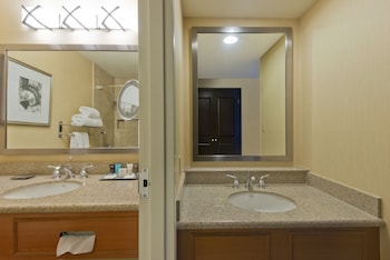Standard Room, 1 King Bed with Sofa bed