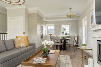 Luxury Room, Annex Building