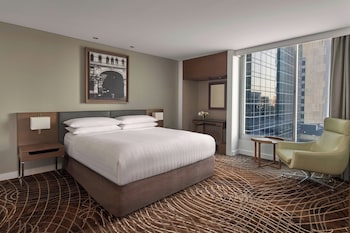 Suite, 1 King Bed, City View (One Bedroom King Suite)