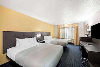 Standard Room, 2 Queen Beds, Non Smoking