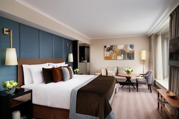 Junior Suite (Deluxe)