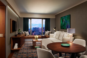 Suite (Lisbon)