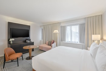 Room, 1 King Bed, Allergy Friendly (Pure Wellness)