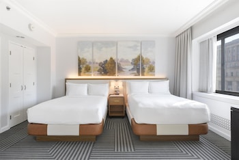 Room, 2 Double Beds, City View