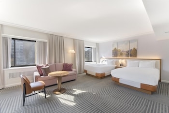 Deluxe Room, 2 Queen Beds, City View