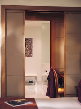 Room (Mosaic)
