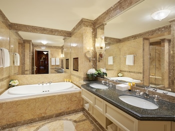 Royal Suite, 1 King Bed