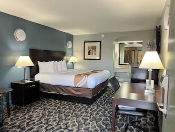 Standard Room, 1 King Bed, Non Smoking