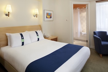 Standard Room, 1 Queen Bed