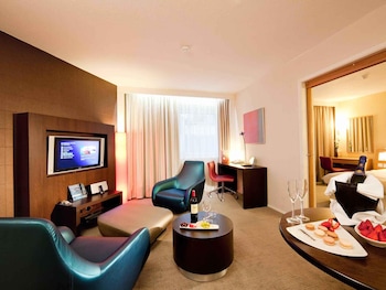 Suite, 1 King Bed