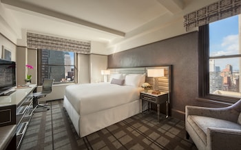 Premier Room, 1 King Bed