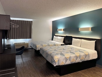 Standard Room, 2 Queen Beds, Accessible, Non Smoking