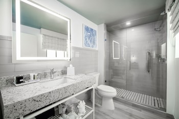 Premium Ocean View King Villa