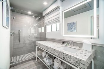 Premium 1-Bedroom Ocean View Villa