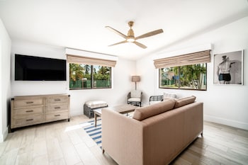Premium Ocean View King Villa