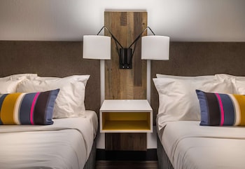 Standard Room, 2 Queen Beds, Non Smoking (Pet Friendly)