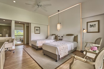 Deluxe Mayfair Room with Breakfast and Afternoon Tea Buffet for 2 per stay