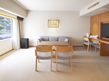 Japanese Room Non Smoking - Breakfast Included