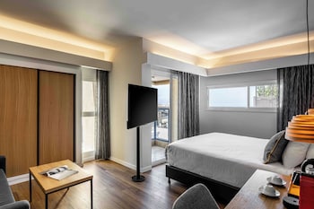 Deluxe Studio, Balcony