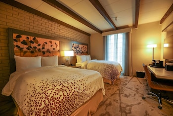 Room, 2 Double Beds, Non Smoking