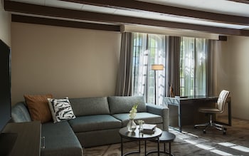 Studio Suite, 1 King Bed, Non Smoking