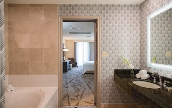 Presidential Suite, 1 Bedroom, Non Smoking (1 King Bed)