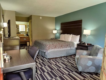 Standard Room, 1 King Bed, Smoking