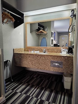 Standard Room, 2 Double Beds, Smoking