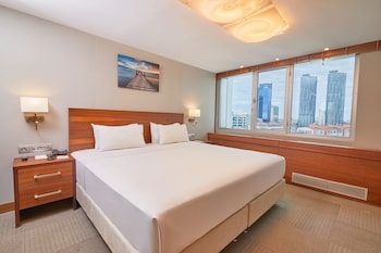 Executive Suite (Spa Access Included)