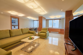 Executive Suite (Spa Access Included)