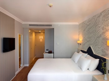 Superior Double Room (Spa Access Included)